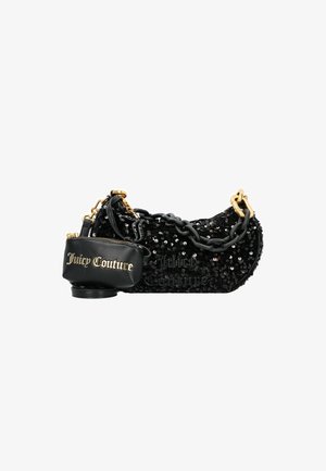 Schwarze Pailletten-Handtasche in geschwungener Form mit goldenen Kettenakzenten und einer abnehmbaren schwarzen Leder-Tasche, auf der "Juicy Couture" in Gold eingeprägt ist.