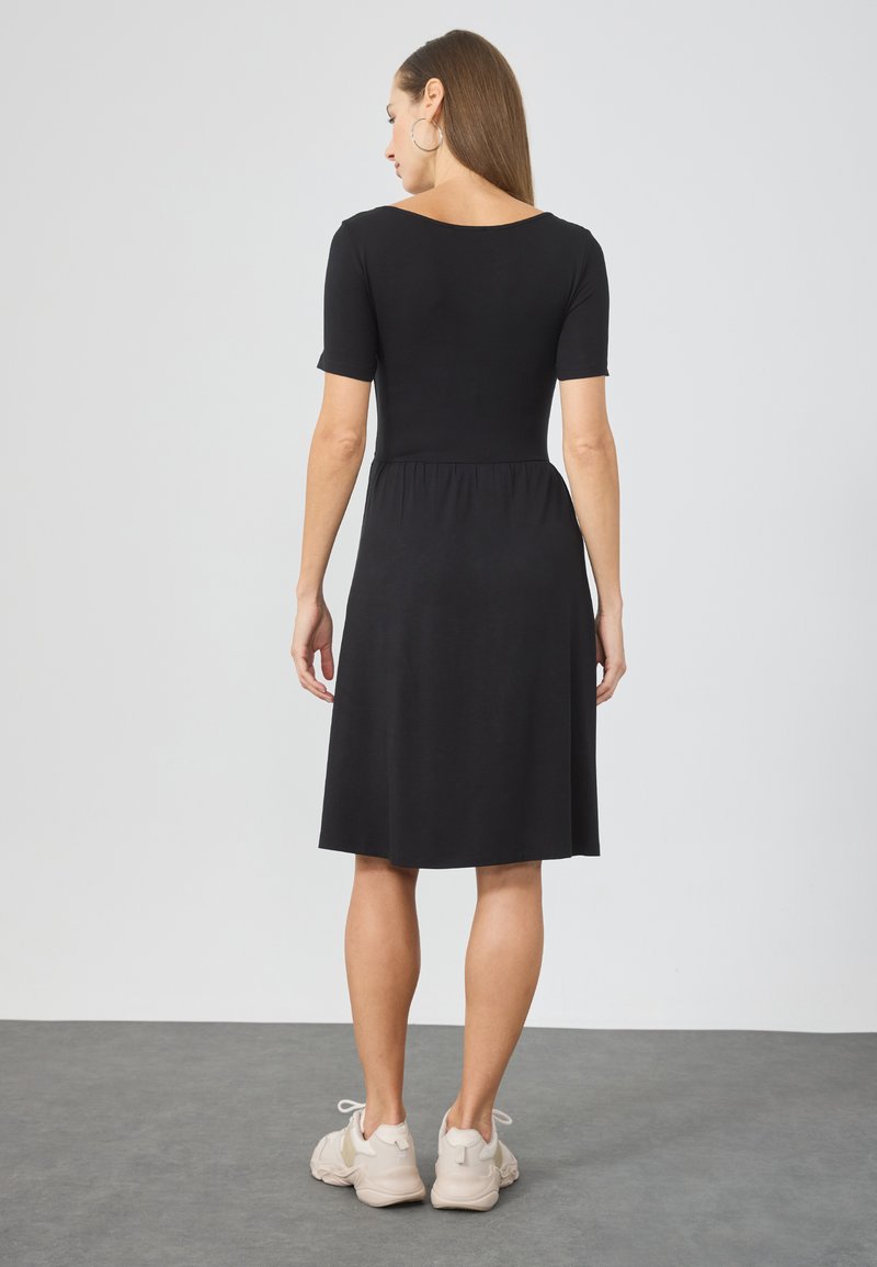 Anna Field MAMA Jersey dress - black - Zalando