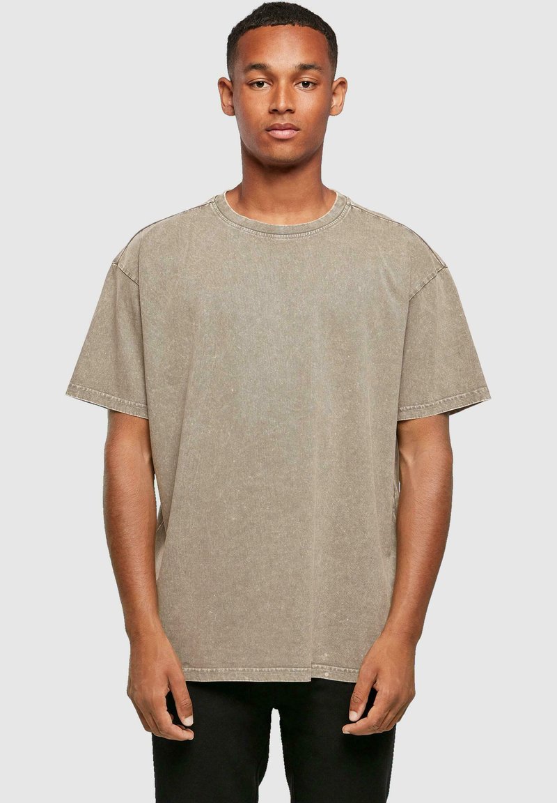 Merchcode SPRING- ACID WASHED OVERSIZE - T-shirt print - darkkhaki