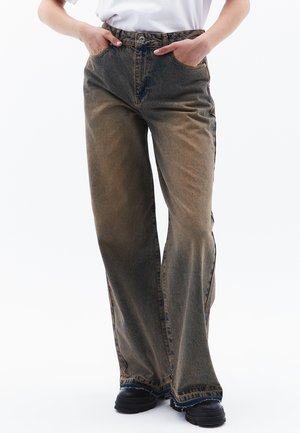 WIDE-LEG  - Relaxed fit -farkut - rodeo brown denim