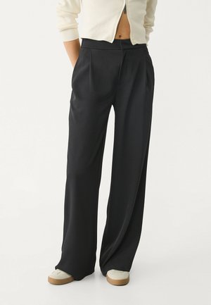 Stradivarius, Pantalon classique - black