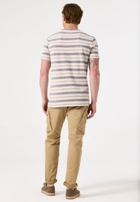 Thumbnail Image 2