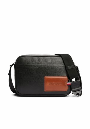PEBBLE GRAIN - Umhängetasche - black