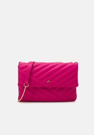 Taška s příčným popruhem - pink