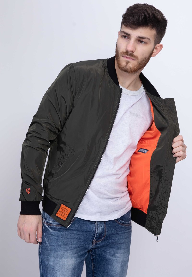 Bombers Original Homme Bomberjacke Dark Kaki Khaki Zalando De