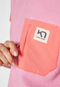 Kari Traa ROTHE VEST - Brezrokavnik - dusty pink