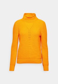 Jasnopomarańczowy sweter z wysokim kołnierzem wykonany z dzianiny, z prążkowanym kołnierzem, mankietami i dolnym wykończeniem oraz ozdobnym wzorem w kształcie litery V na przodzie i rękawach.