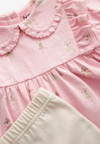 Next SHORT SLEEVE AND CYCLE SET - REGULAR FIT - T-shirts print - pink pretty mouse character