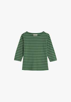 Roheline särk heledate roheliste horisontaallindidega, kolmeveerandvarrukatega ja ümar kaelusega.