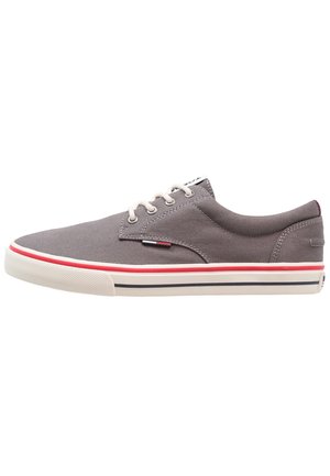 Sneakers - grey