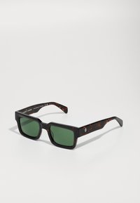 Unselected, tortoise/green