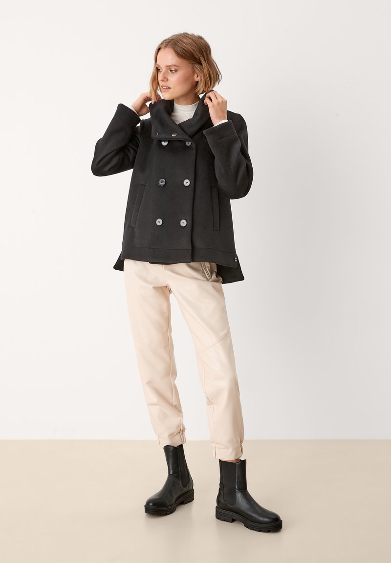 Damen Parkas | s.Oliver Kurzmantel black/schwarz - IS67378 Damen Parkas | s.Oliver Kurzmantel black/schwarz - IS67378