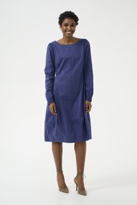 Vestido de manga larga azul marino con un escote redondo, hombros fruncidos y un torso ajustado, que presenta una falda plisada hasta la rodilla.