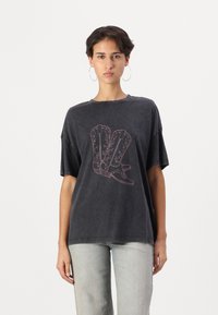 JDY JDYCARLA O NECK STUD - Marškinėliai su spaudiniu - phantom
