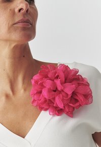 TATUUM FLOWI - Spilla - raspberry