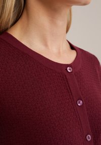 WE Fashion Kofta - mottled dark red