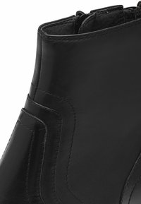 Tamaris Korte laarzen - black nappa