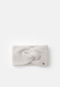 Unselected, grey whisper