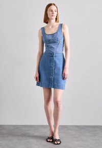 Jupe Jean A-Line Union Bay Junior – Taille 7 – Bleu Clair