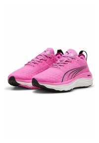 Puma FOREVER NITRO - Bėgimo batai plentui - poison pink black