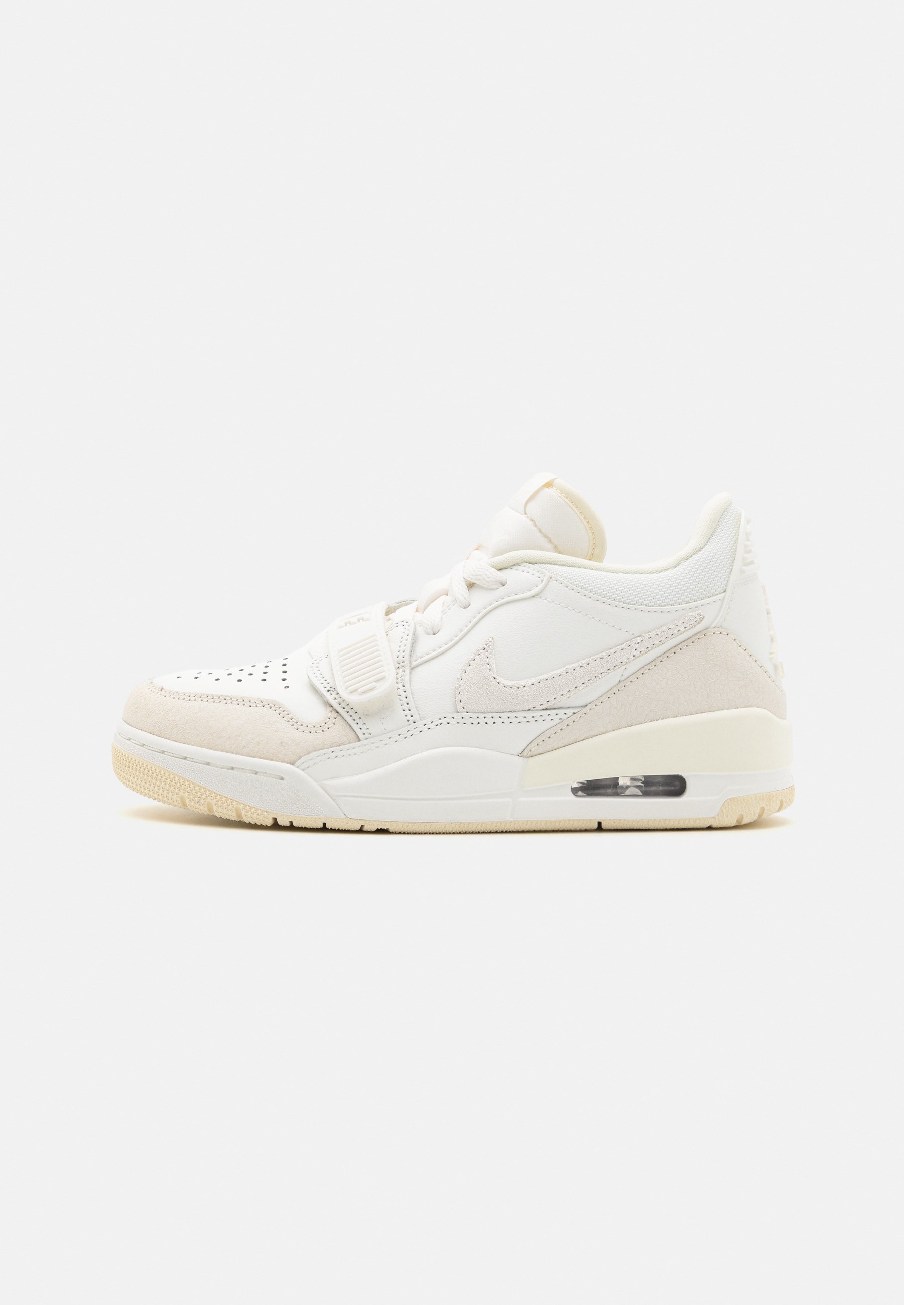 Jordan AIR JORDAN LEGACY 312 LOW - Trainers - sail/coconut
