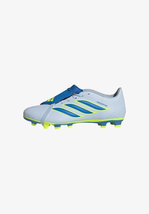 Witte Adidas Predator voetbalschoen met blauwe en neongele accenten, blauwe omslagtong en neongele noppen.