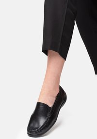 Waldläufer Mokassin - schwarz