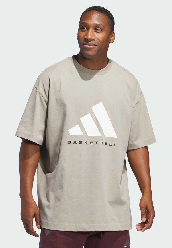 BASKETBALL - Print T-shirt - putty beige