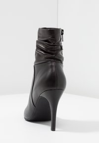 Anna Field Botines - black