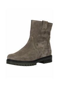 Bottine en daim gris avec un petit talon, bout arrondi et surface texturée. Présente des détails de couture et une languette sur la tige.