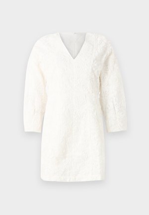 Weißes Kleid mit V-Ausschnitt, Dreiviertelärmeln und strukturierten Blumenmustern. Gerader Schnitt mit glatter Verarbeitung und Reißverschluss hinten.