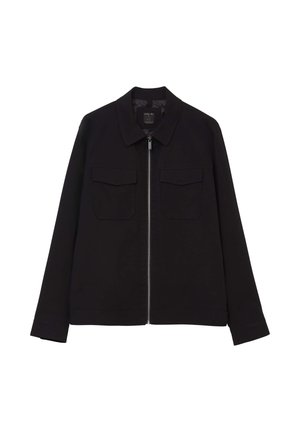 Giacca nera con chiusura a zip, due tasche anteriori applicate, colletto e maniche lunghe. Realizzata in un tessuto liscio. Design minimalista.
