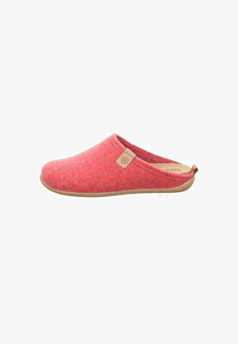 Chausson en feutre rouge avec un bout arrondi, design sans lacets, étiquette en cuir beige et semelle en caoutchouc texturé. Fabriqué en tissu doux et construction légère.