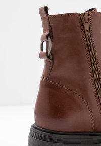 Zign Botas para la nieve - cognac