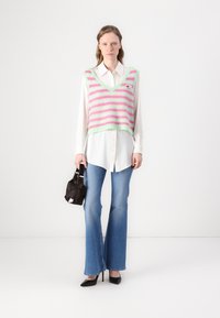American Vintage NENYBAY - Veste - hibiscus raye amande