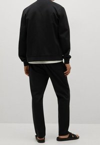 Mango Bomberjacke - black