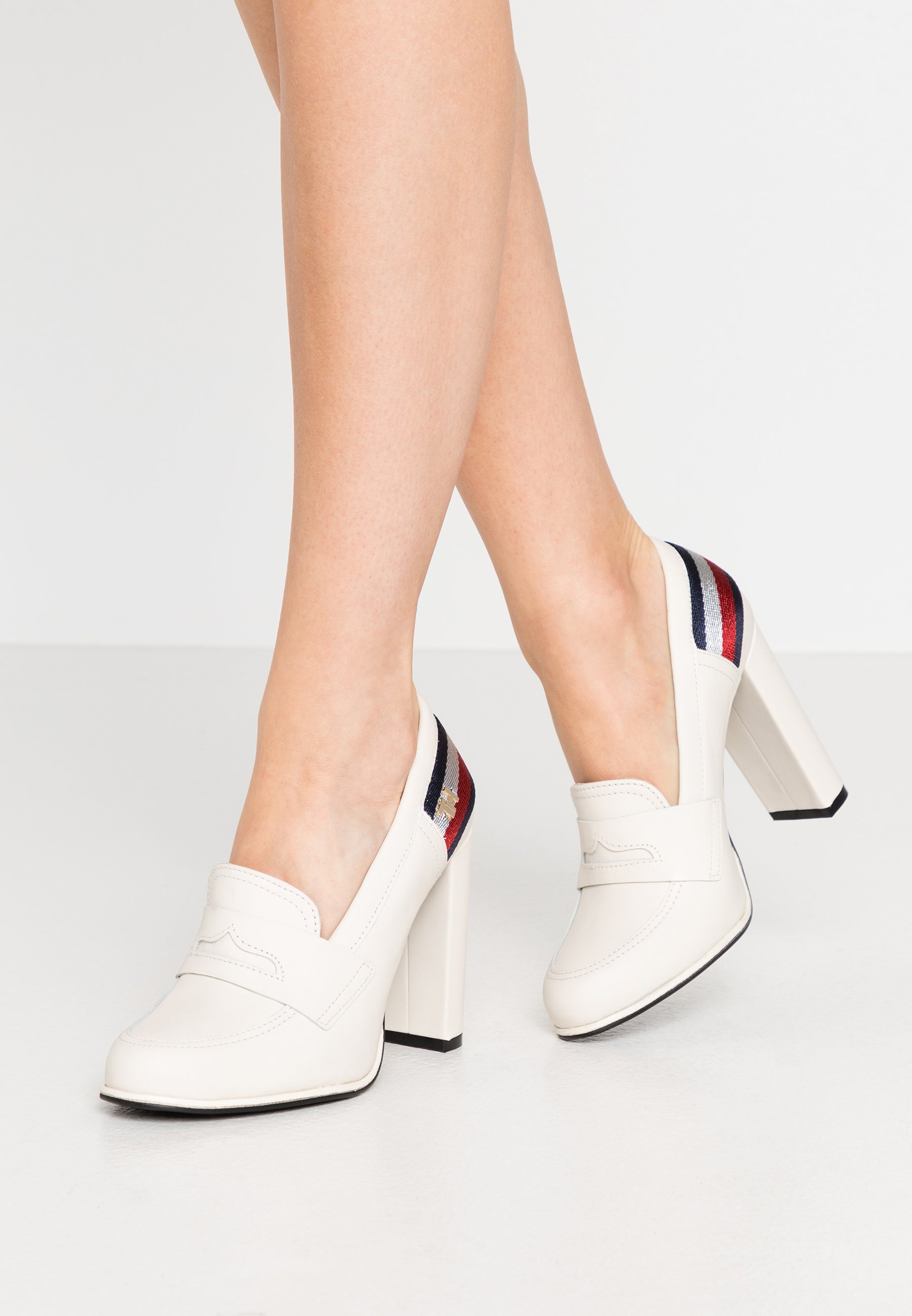 hilfiger high heels