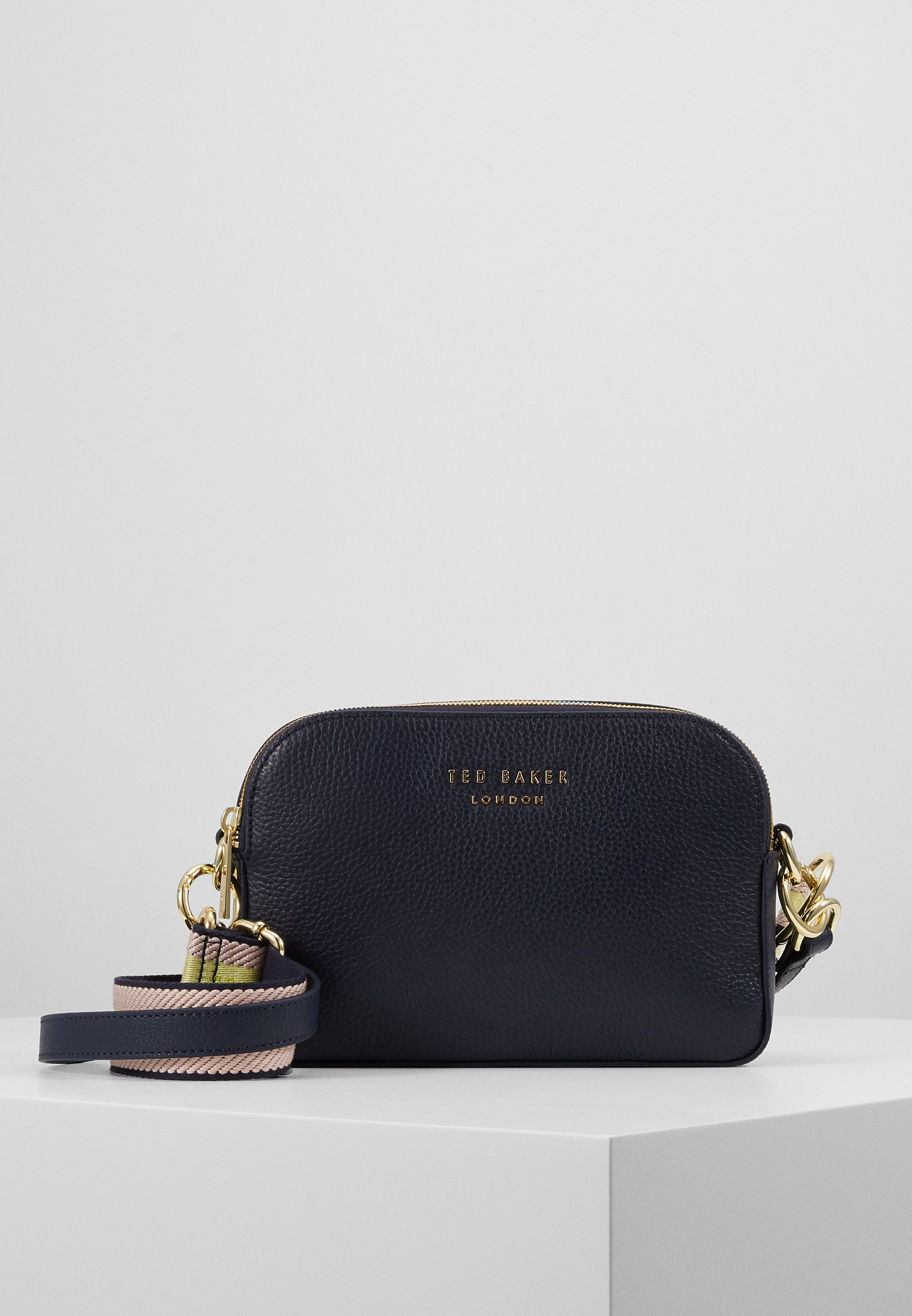 Ted Baker AMERRAH Skulderveske navy Zalando.no Ted Baker AMERRAH Skulderveske taupe Zalando.no