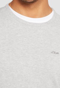 s.Oliver Strickpullover - light grey
