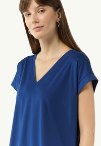 comma LOOSE  niebieski