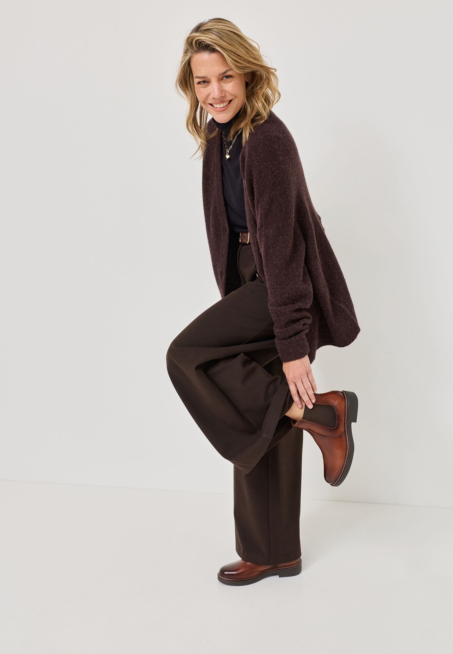 Tamaris Chelsea-boots met aan beide zijden stretchinzet