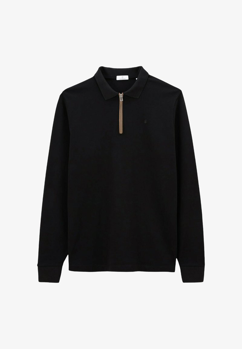 Polo noir à manches longues avec un col à demi-fermeture éclair, texture unie et un petit emblème sur la poitrine.