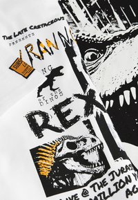 Next GRAPHIC SHORT SLEEVE 2 PACK STANDARD - Apdrukāts T-krekls - black white dinosaur