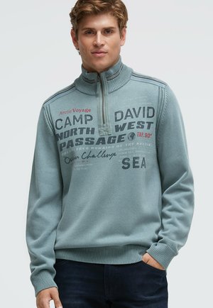 MIT ZIPPER, TAPES UND PRINTS - Strickpullover - teal