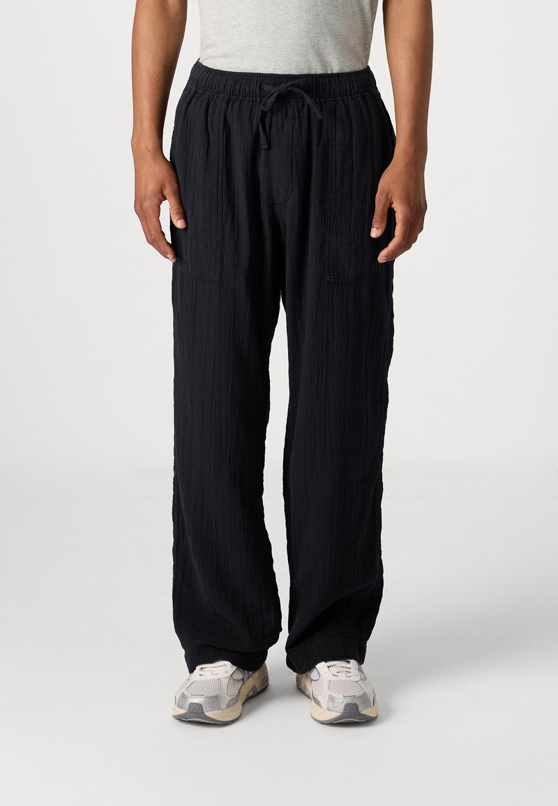 Abercrombie & Fitch BAGGY - Kalhoty - casual black