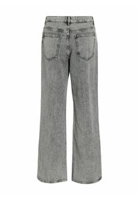 Jean en denim gris taille haute avec jambes larges, poches arrière visibles, passants de ceinture et coutures sur fond blanc.