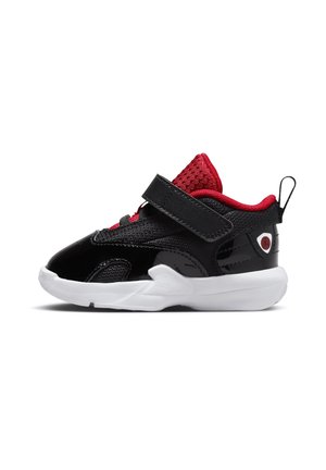 JORDAN MAX AURA 6 UNISEX - Dětské boty - black/gym red-white