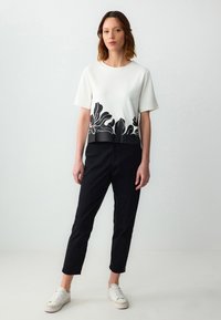 High Waist Regular Leg Gabardine Woven - Pantalon classique - black