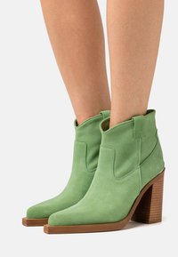 Bronx Botines de tacón - mint