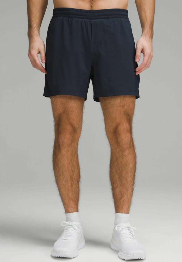 PACE BREAKER LINED - Kurze Sporthose